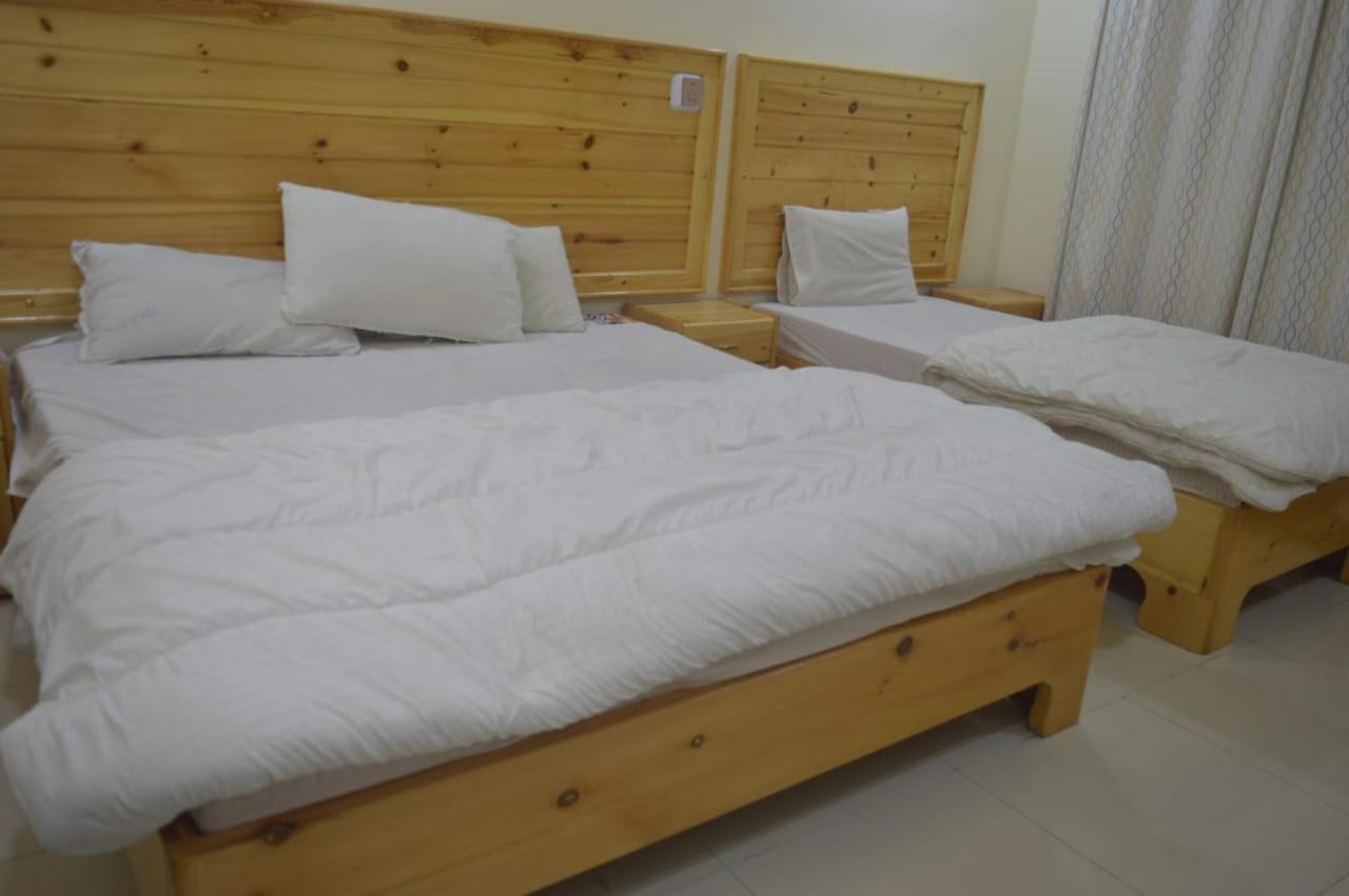 F R Darya E Swat Hotel Saidu Sharif Room photo